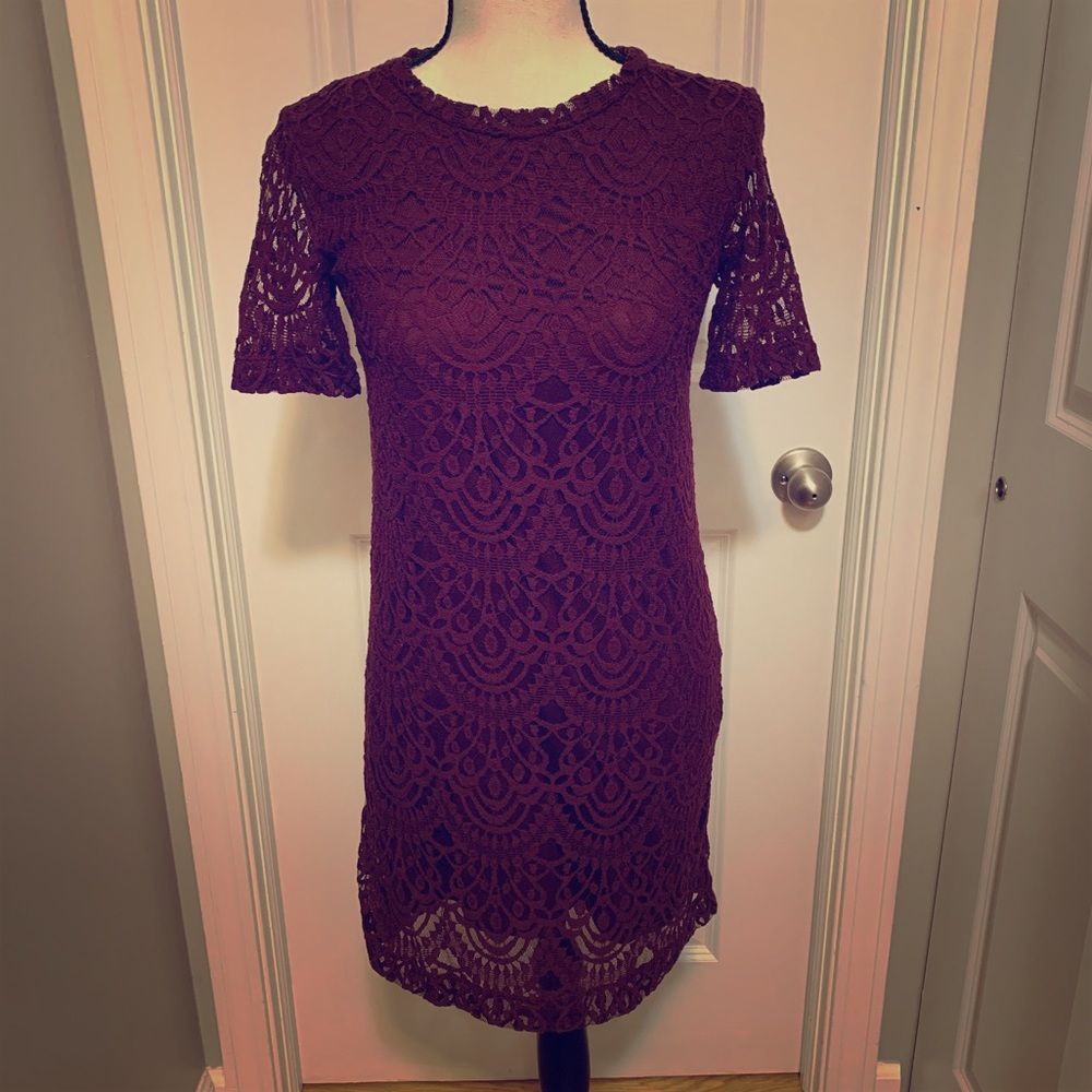 Divided Lace T-Shirt Dress